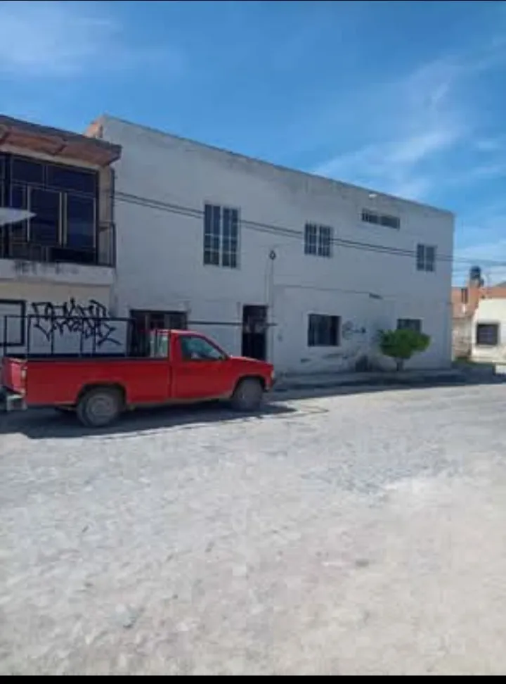 Casa en Tonalá - Casa en venta con division de 4 departamentos individuales en Loma bonita Tonala